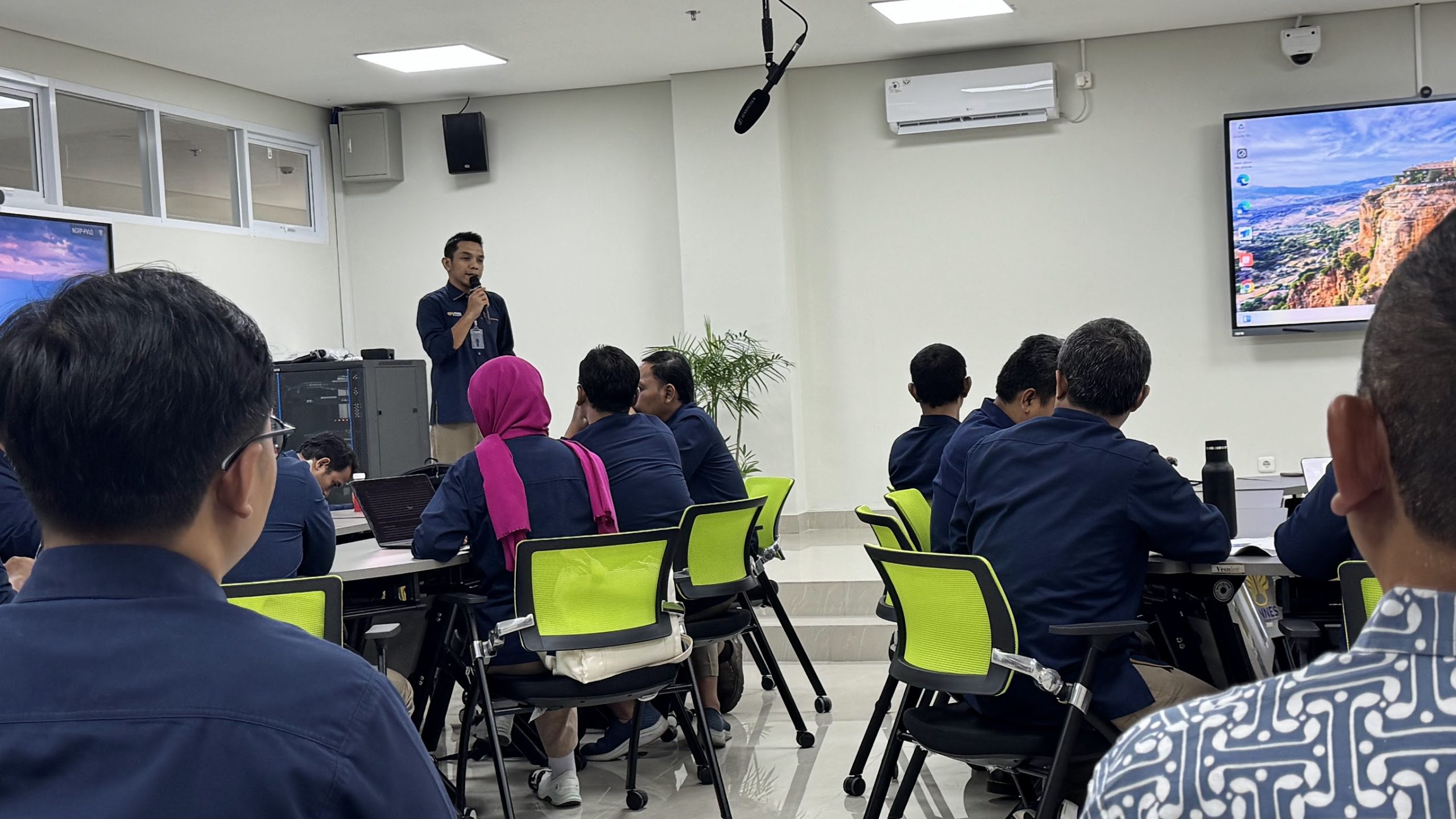 UNNES Collaborative Classroom
